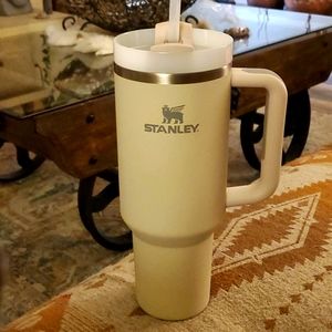 limited edition - Stanley 40oz mug: Matte/Dune